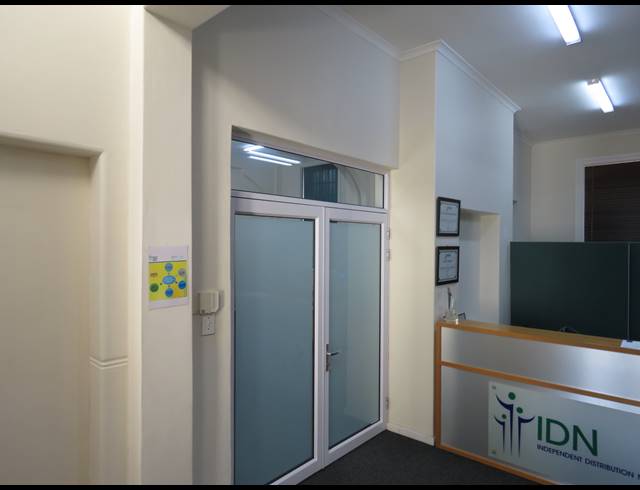 122M² OFFICE TO LET IN PAARDEVLEI